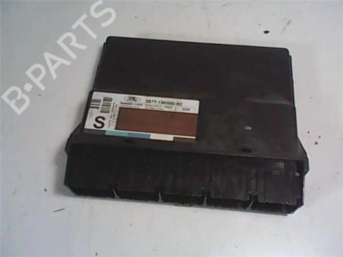 Used Fuse box Fuse box 38354470 38354470