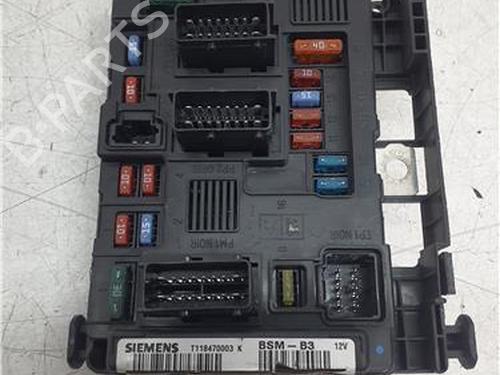 Used Fuse box Fuse box CITROËN C5 I (DC_) 2.0 HDi (DCRHZB, DCRHZE) (109 hp) 39955795 39955795
