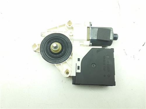 right-front-window-motor-audi-a3-8p1-2003-2004-2005-2006-2007-2008-2009-2010-2011-2012-2013-38375319 main image