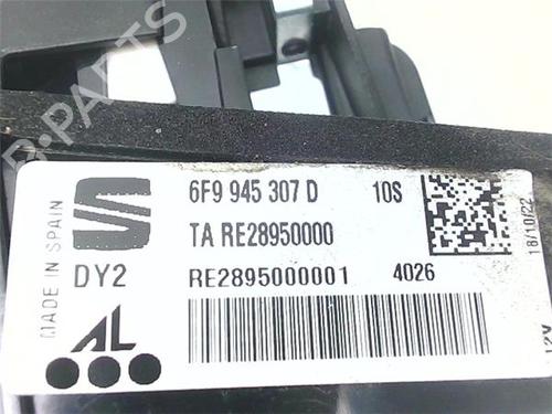 Left tailgate light SEAT ARONA (KJ7, KJP) 1.0 TSI | BP38379254C79 - Image 5