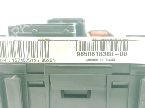 Fuse box PEUGEOT 1007 (KM_) 1.4 HDi | BP39148433E1 - Image 3