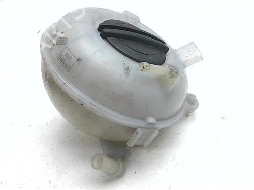 Used Expansion tank Expansion tank AUDI A3 Sportback (8VA, 8VF) RS3 quattro (367 hp) 40086136 40086136
