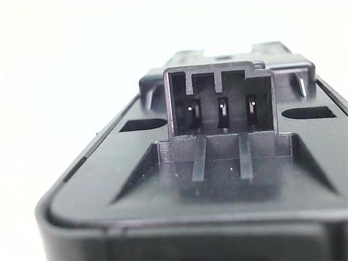 Left front window switch VOLVO V40 Hatchback (525) D2 | BP38391985I27 - Image 2