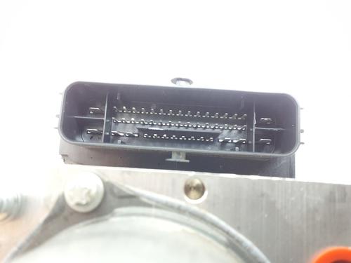 ABS pump JAGUAR XE (X760) 2.0 D | BP38397758M43 - Image 4