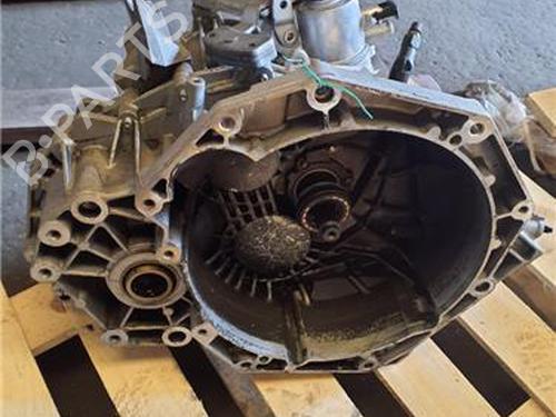 gearbox-chevrolet-cruze-hatchback-j305-2010-38362135 main image