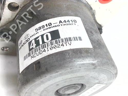 ABS pump KIA CARENS IV 1.7 CRDi | BP38384315M43 - Image 2