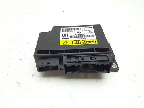 ecu-airbags-renault-megane-iv-saloon-2016-38368192 main image