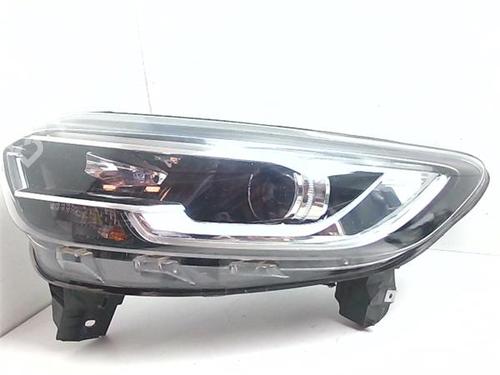 left-headlight-renault-kadjar-ha_-hl_-2015-38388848 main image