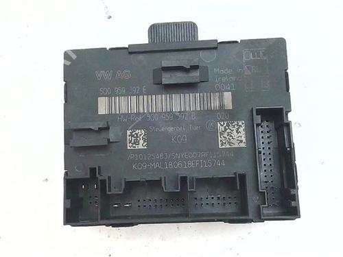 comfort-control-module-vw-touran-5t1-2015-38389031 main image