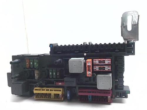 Used Fuse box Fuse box 38384792 38384792