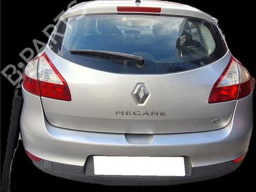 rear-parcel-shelf-renault-megane-iv-saloon-2016-38385873 main image