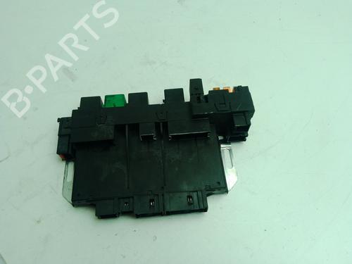 Used Fuse box Fuse box 38402056 38402056