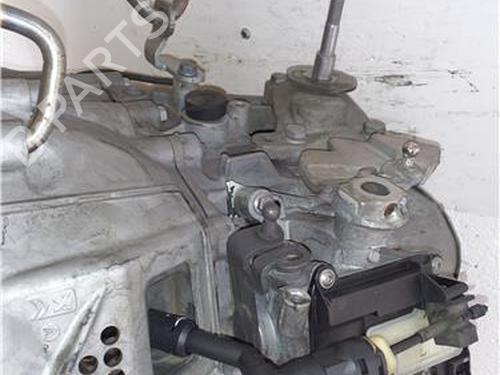 Gearbox CITROËN C4 II (NC_) 1.2 THP 130 (NCHNYM, NCHNYT) | BP39956262M3 - Image 2