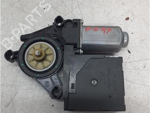 Used Right front window motor Right front window motor 38364710 38364710