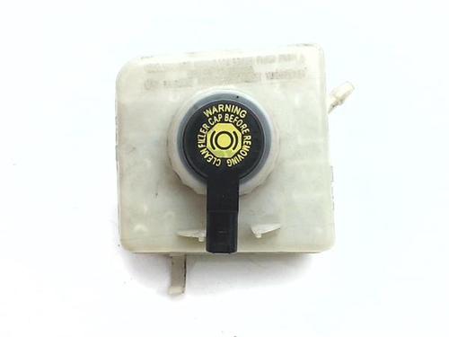 Used Brake fluid reservoir Brake fluid reservoir 38355336 38355336