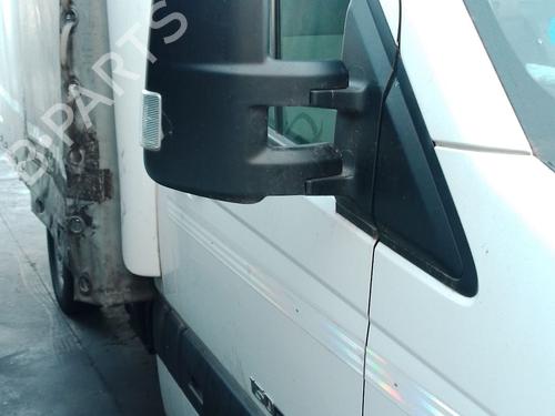right-front-door-hyundai-h350-platformchassis-2015-39991889 main image