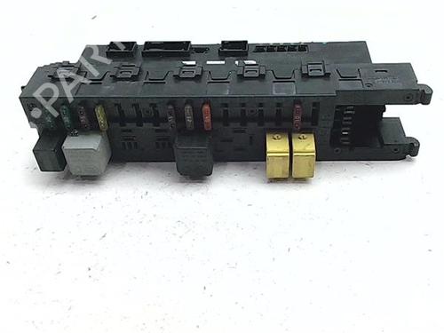 Used Fuse box Fuse box 38395962 38395962