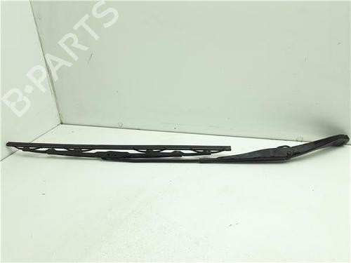 front-windshield-wiper-arm-dacia-sandero-2008-38372540 main image