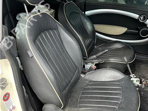 Used Seats set Seats set MINI MINI Convertible (R57) Cooper D (112 hp) 39964496 39964496