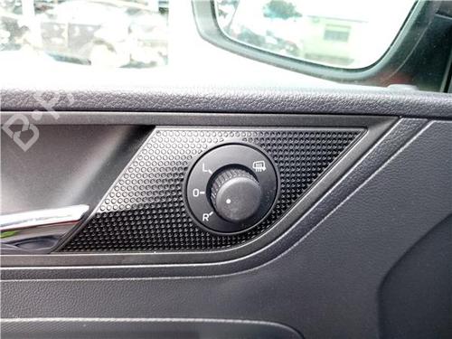 left-mirror-skoda-rapid-spaceback-nh1-2012-2013-2014-2015-2016-2017-2018-2019-38358461 main image