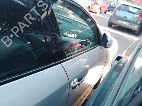 right-front-door-renault-megane-iii-hatchback-bz01_-b3_-2008-38333529 main image