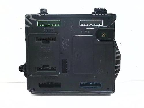 Used Fuse box Fuse box 38392426 38392426