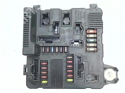 Used Fuse box Fuse box 38396318 38396318