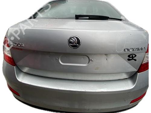 tailgate-skoda-octavia-iii-combi-5e5-5e6-2012-2013-2014-2015-2016-2017-2018-2019-2020-38374376 main image