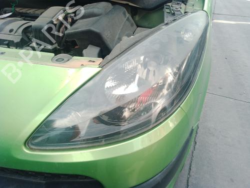 left-headlight-peugeot-1007-km_-2005-38333267 main image