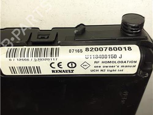 Fuse box RENAULT MEGANE II Saloon (LM0/1_) 1.5 dCi (LM1E) | BP38358040E1 - Image 5