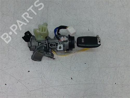 ignition-barrel-kia-carens-iv-2013-38376686 main image