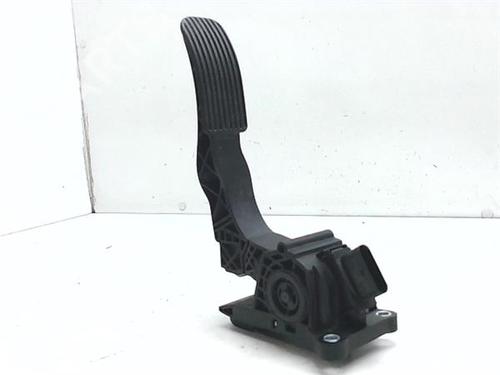Used Pedal Pedal 38394622 38394622