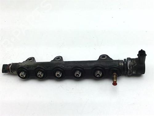 Used Injection rail Injection rail 38376746 38376746