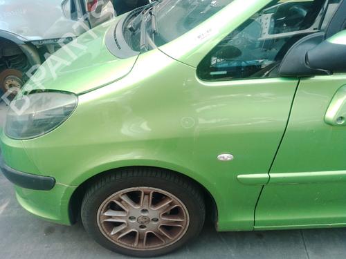 left-front-fenders-peugeot-1007-km_-2005-38333264 main image
