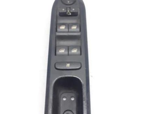 Used Switch Switch PEUGEOT 407 (6D_) 2.0 HDi 135 (6DRHRH, 6DRHRE, 6DRHRG, 6DRHRJ) (136 hp) 39955779 39955779