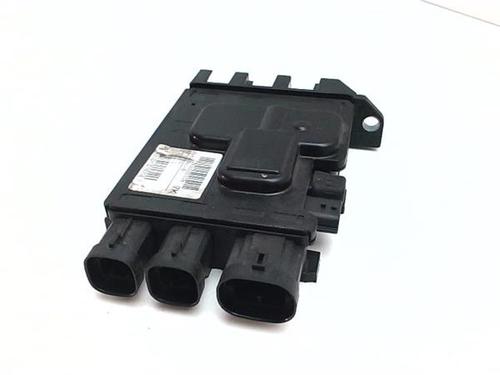 fuse-box-renault-megane-iv-saloon-2016-38373974 main image
