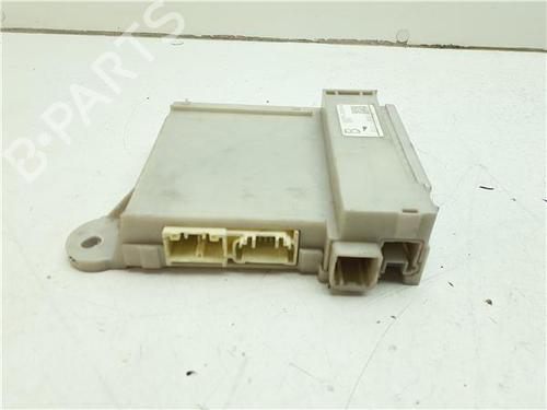 Caja reles / fusibles Caja reles / fusibles 38368558 38368558