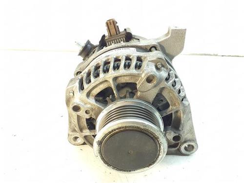 alternator-toyota-auris-_e18_-2012-2013-2014-2015-2016-2017-2018-2019-38369494 main image