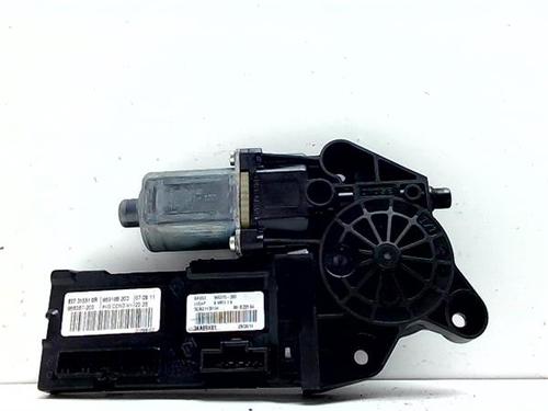 left-front-window-motor-renault-megane-iv-saloon-2016-38390539 main image
