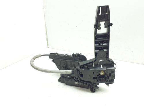 front-left-lock-mercedes-benz-vito-tourer-w447-2014-38333333 main image