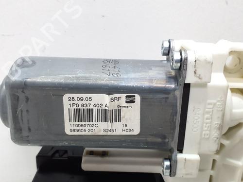 Right front window motor SEAT LEON (1P1) 2.0 TDI 16V | BP38593913E20 - Image 2