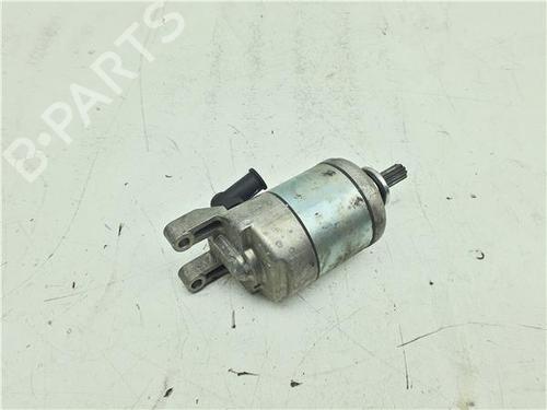 starter-suzuki-motorcycles-gsx-0-38398674 main image