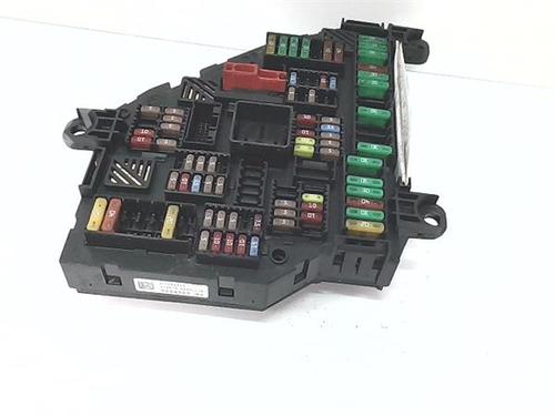 Used Fuse box Fuse box 38377237 38377237
