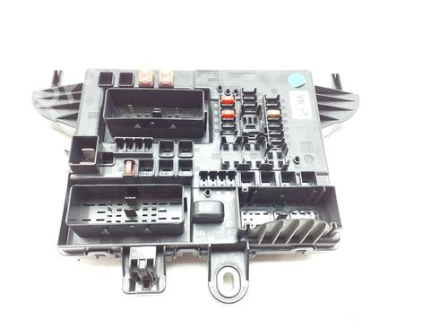 Used Fuse box Fuse box 38334185 38334185