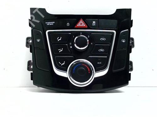 climate-control-hyundai-i30-estate-gd-2012-38384043 main image