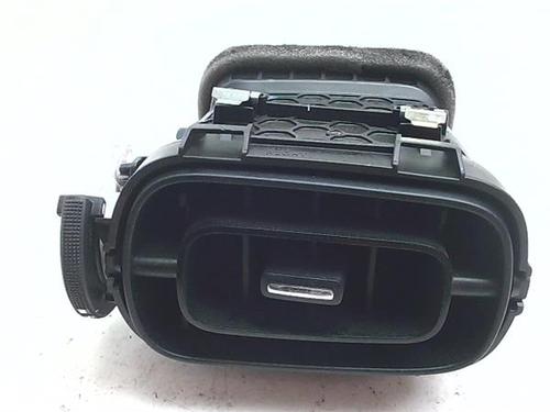 Used Air vent Air vent CITROËN C3 III (SX) 1.5 BlueHDi 100 (SXYHYP, SXYHTU) (102 hp) 39961979 39961979