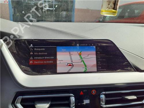 display-monitor-bmw-1-f40-2019-38392483 main image