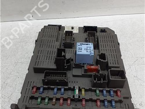 Used Fuse box Fuse box CITROËN C5 I (DC_) 2.0 HDi (DCRHZB, DCRHZE) (109 hp) 39955821 39955821