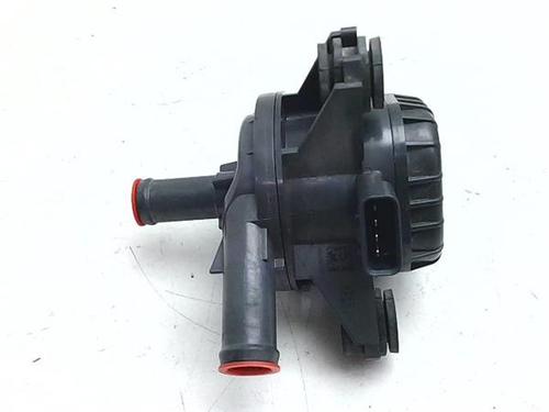 Auxiliary water pump LEXUS IS III (_E3_) 300h (AVE30_, AVE30R) | BP38377271M111 - Image 2