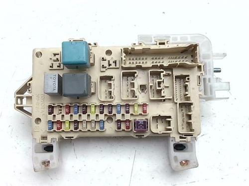 Used Fuse box Fuse box 38353262 38353262